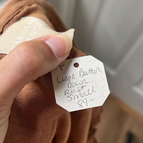 NWT Carolina Benoit It's A Poem Linen Button Down Top Brown Size Small - Picture 6 of 7